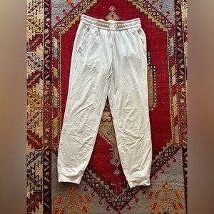 Lululemon Soft Jersey Classic-Fit Mid-
Rise Jogger